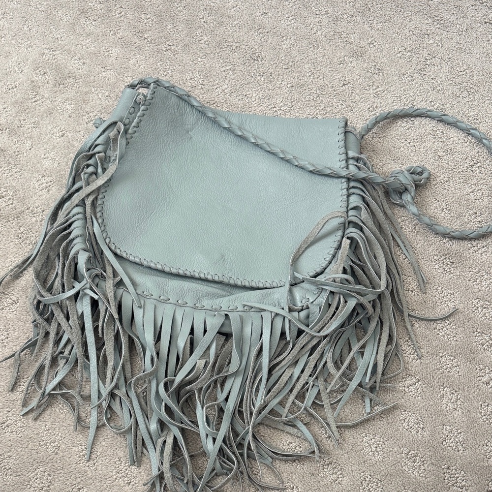Elegant Fringe Crossbody Bag - Light Gray